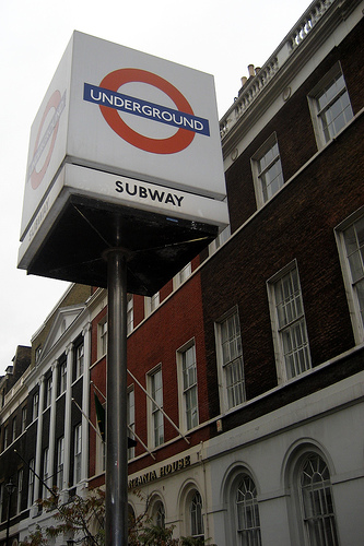 UK – London: Underground sign