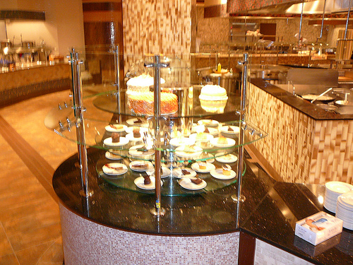 Harrah’s Atlantic City Rotating Dessert Display